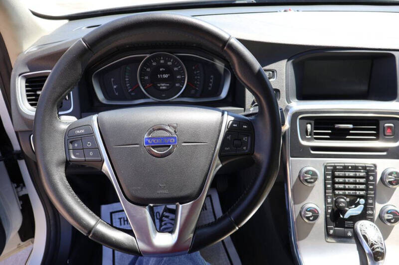 2017 Volvo S60 T5 Dynamic