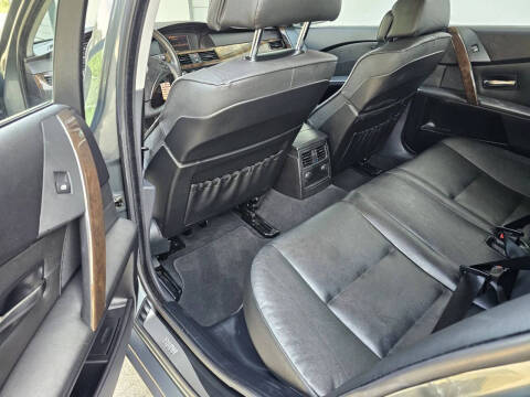 2004 BMW 5 Series 545i