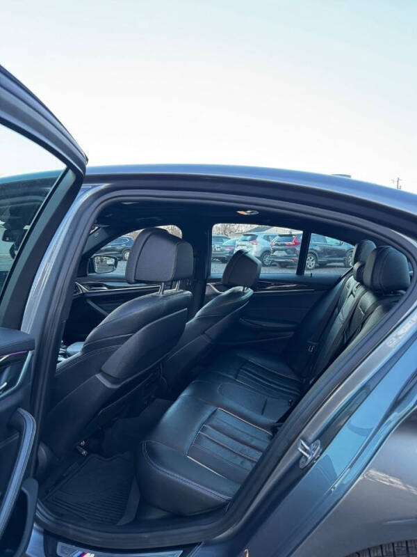 2017 BMW 5 Series 540i xDrive