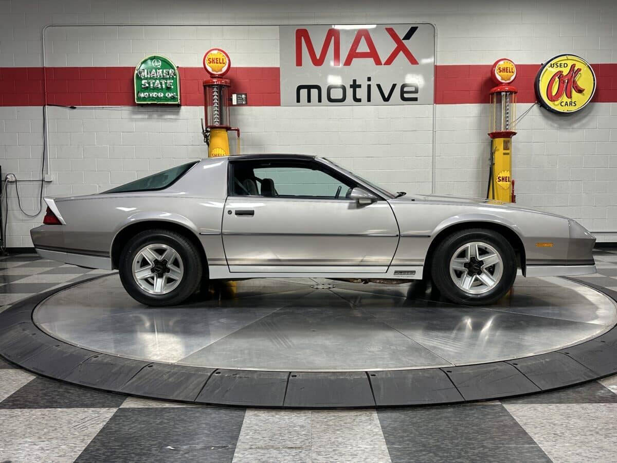 1983 Chevrolet Camaro 8