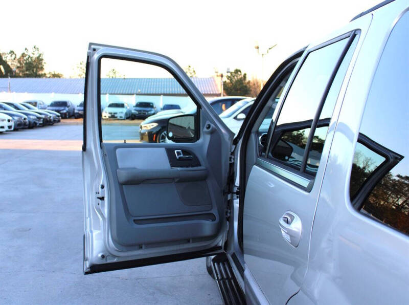 2005 Ford Expedition XLT