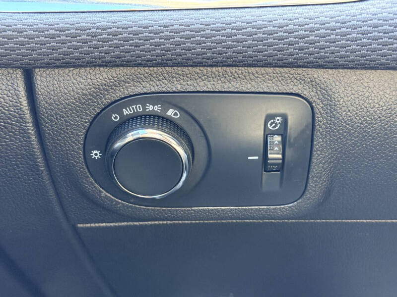 2018 Chevrolet Cruze LS Auto