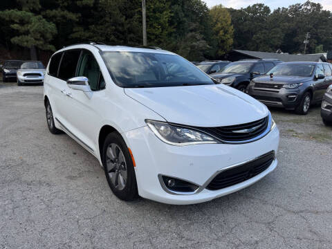2017 Chrysler Pacifica Hybrid Platinum