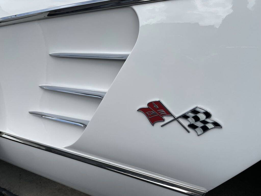 1959 Chevrolet Corvette 16