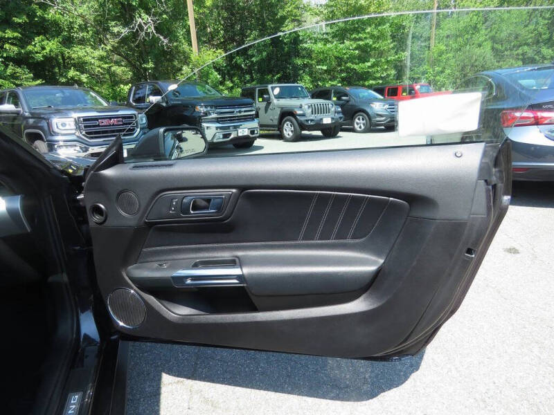 2022 Ford Mustang EcoBoost Premium