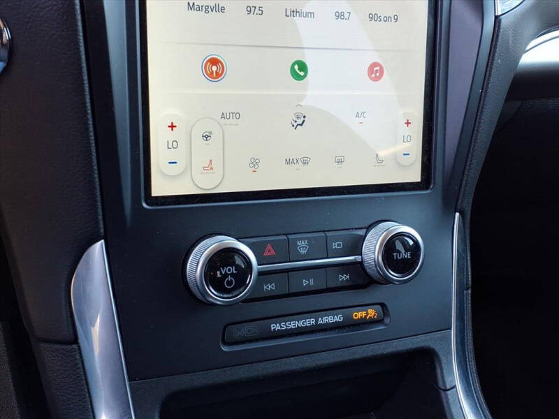 2023 Ford Edge Titanium