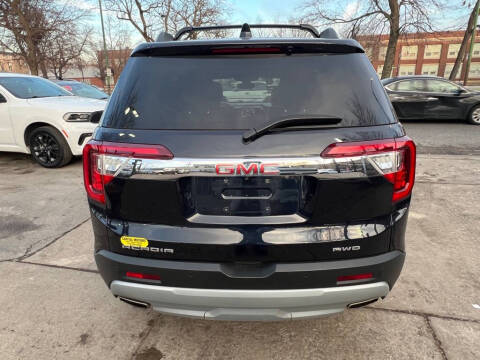 2021 GMC Acadia SLT