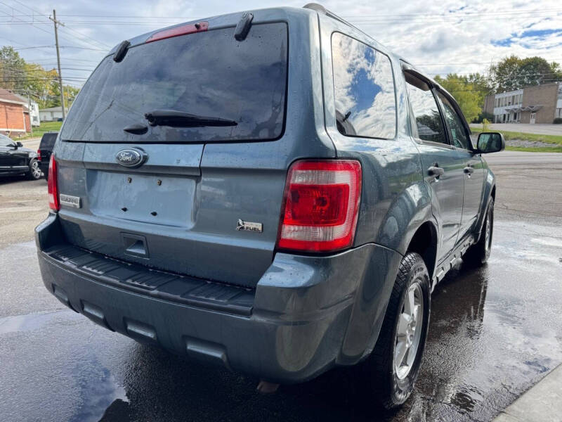 2011 Ford Escape XLT