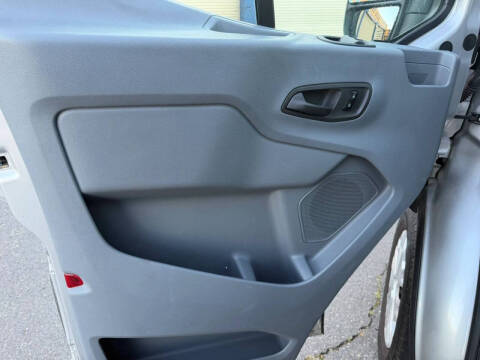 2017 Ford Transit