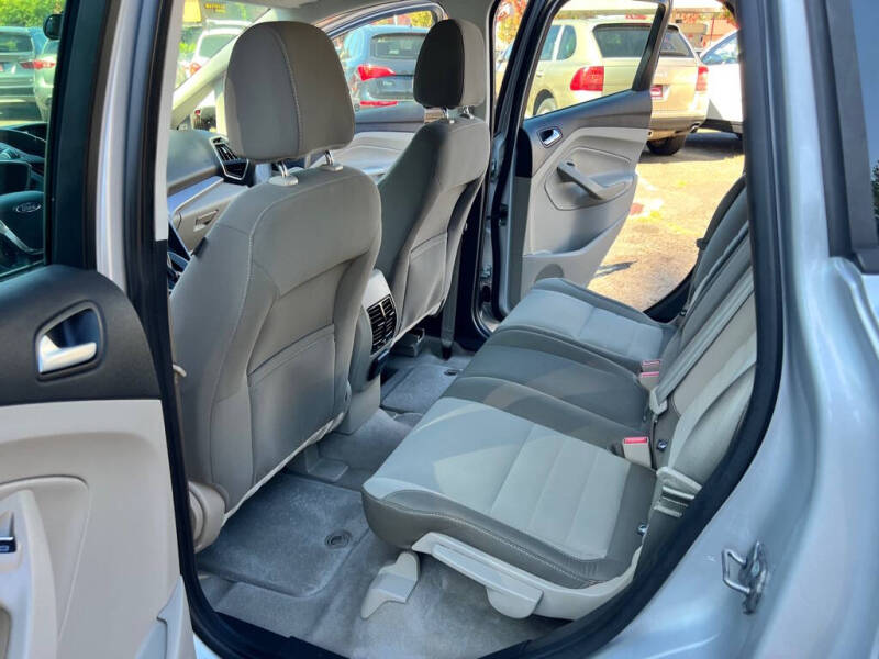 2013 Ford C-MAX Hybrid SE