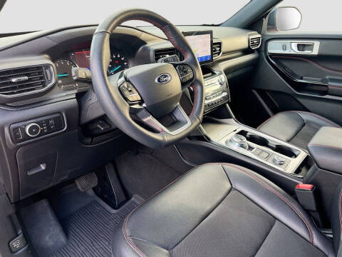 2023 Ford Explorer ST-Line