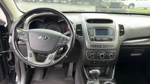 2014 Kia Sorento LX