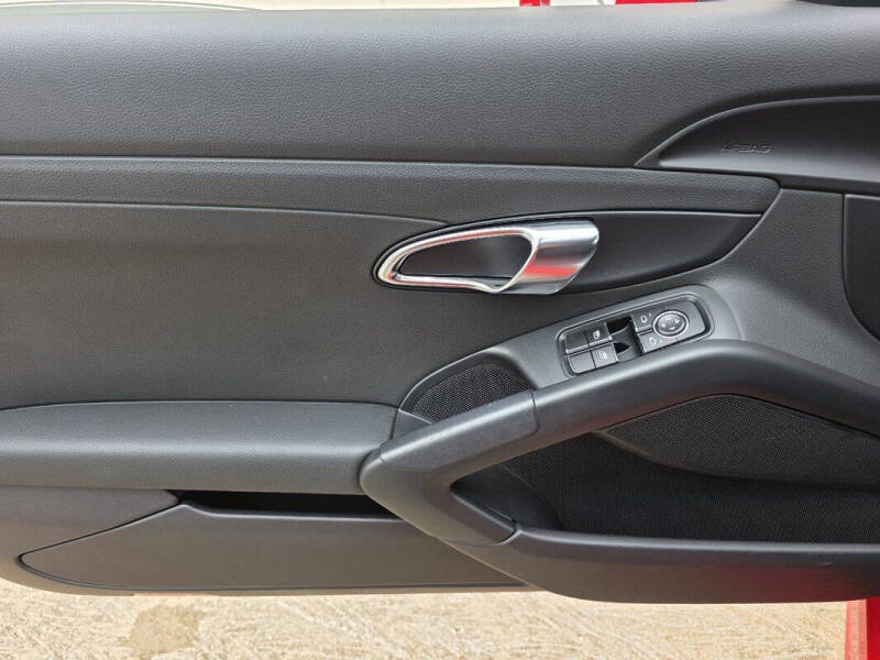 2016 Porsche Cayman