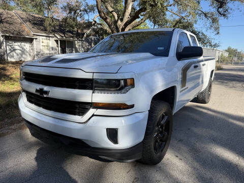 2017 Chevrolet Silverado 1500 Custom