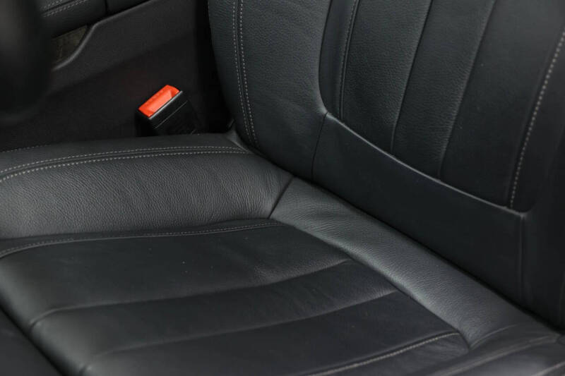 2021 BMW 7 Series 740i