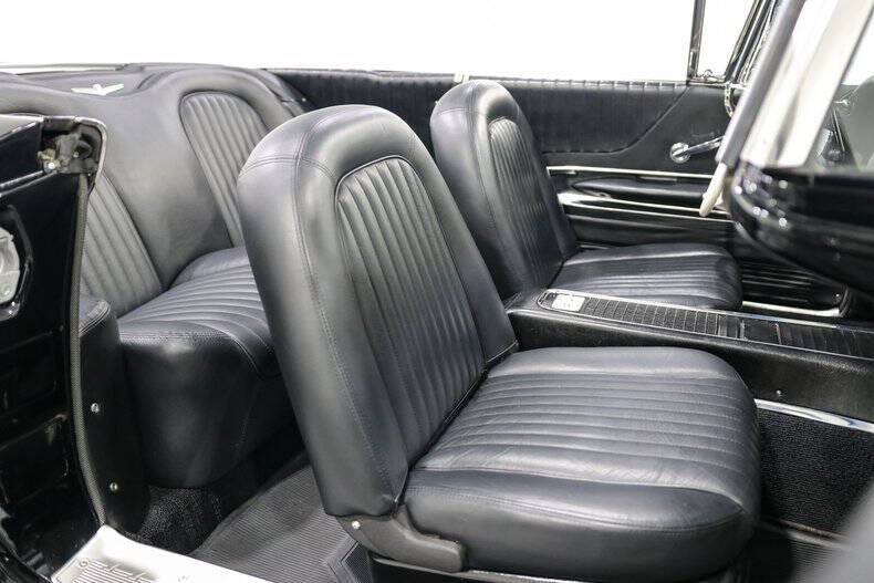 1960 Ford Thunderbird