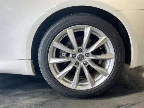 2015 Infiniti Q60 Convertible