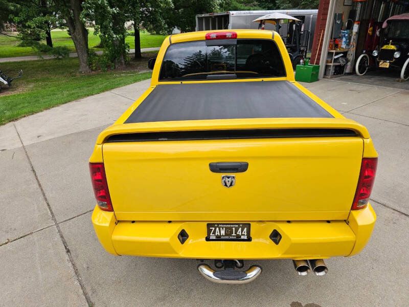 2005 Dodge Ram 1500 SRT-10