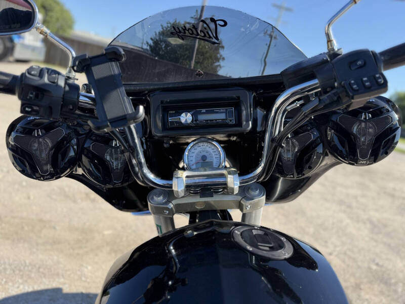 2012 Victory Cross Roads Limited Edition