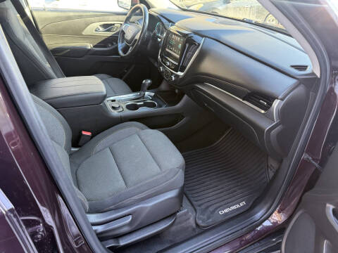 2018 Chevrolet Traverse LT Cloth