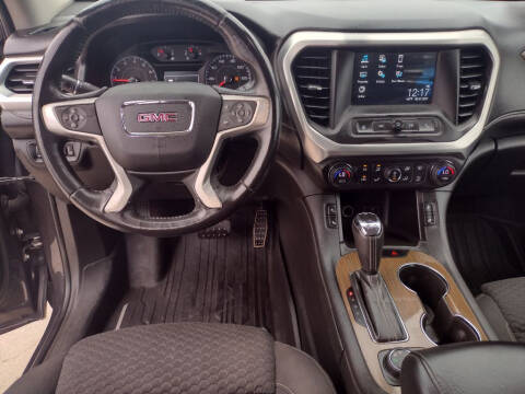 2017 GMC Acadia SLE-2