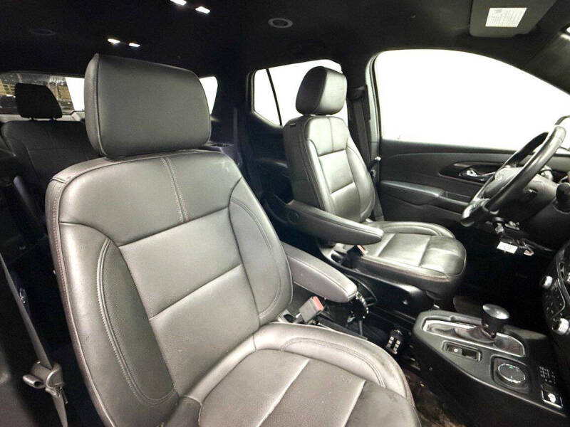 2022 Chevrolet Traverse RS