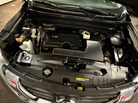 2017 Nissan Pathfinder SL