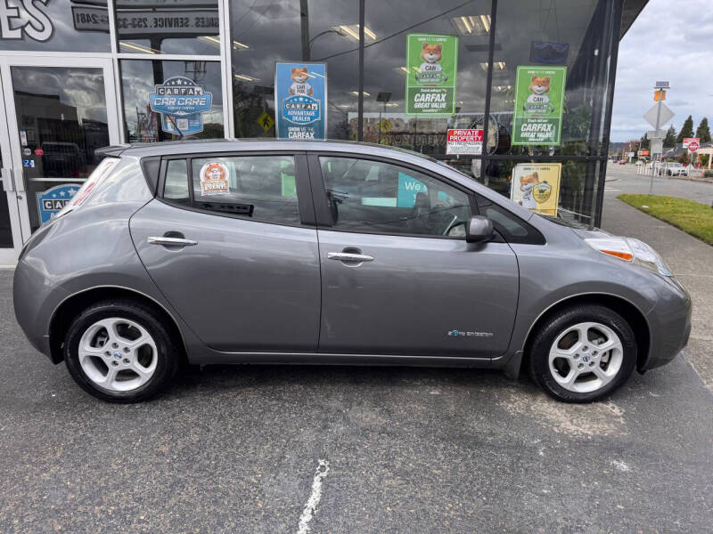2015 Nissan LEAF S