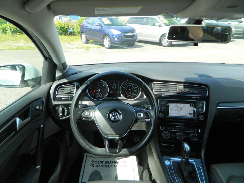 2015 Volkswagen Golf TDI SEL