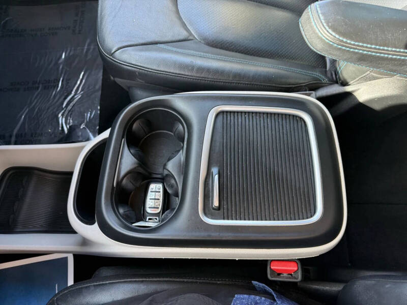 2021 Chrysler Pacifica Touring L