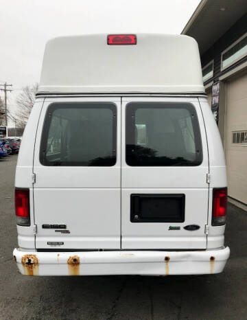 2014 Ford E-Series E-150