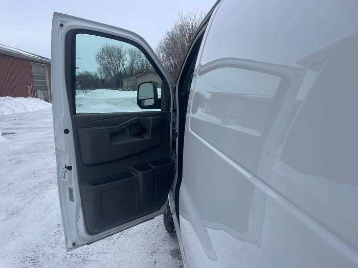 2017 Chevrolet Express 2500