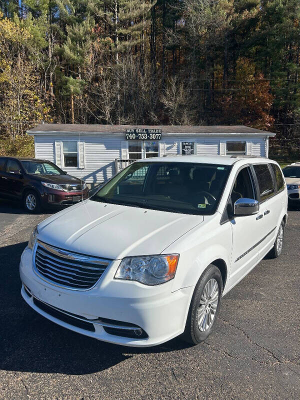 2015 Chrysler Town & Country Touring-L