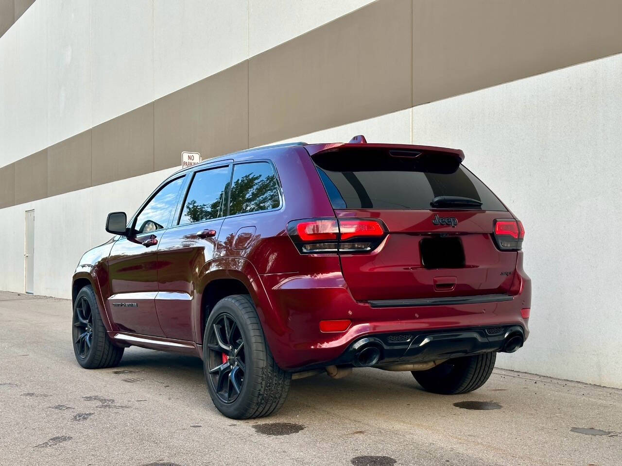 2020 Jeep Grand Cherokee for sale at Phoenix Motor Co in Romulus, MI