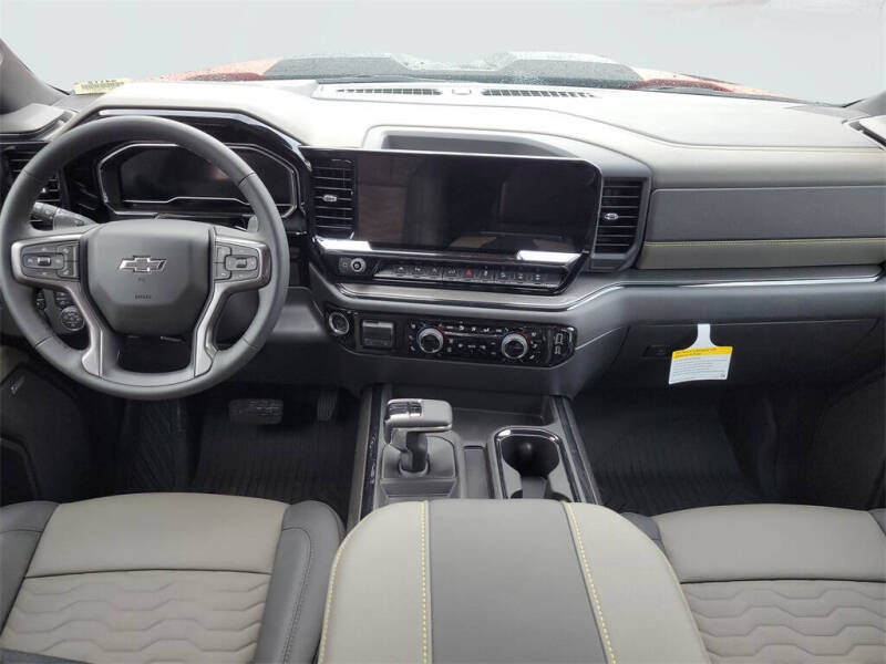 2024 Chevrolet Silverado 1500 ZR2