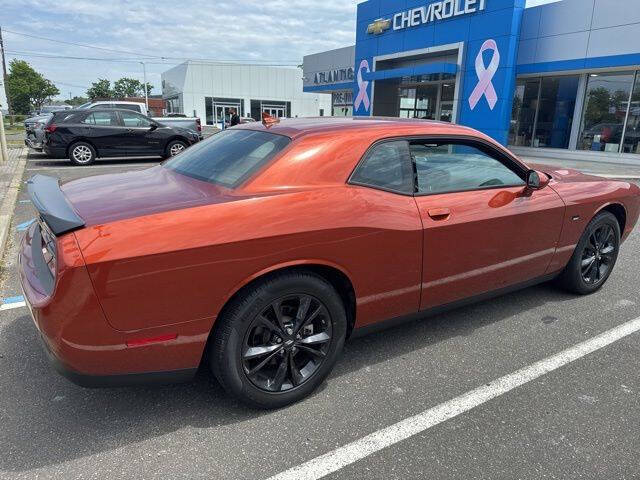 2022 Dodge Challenger SXT