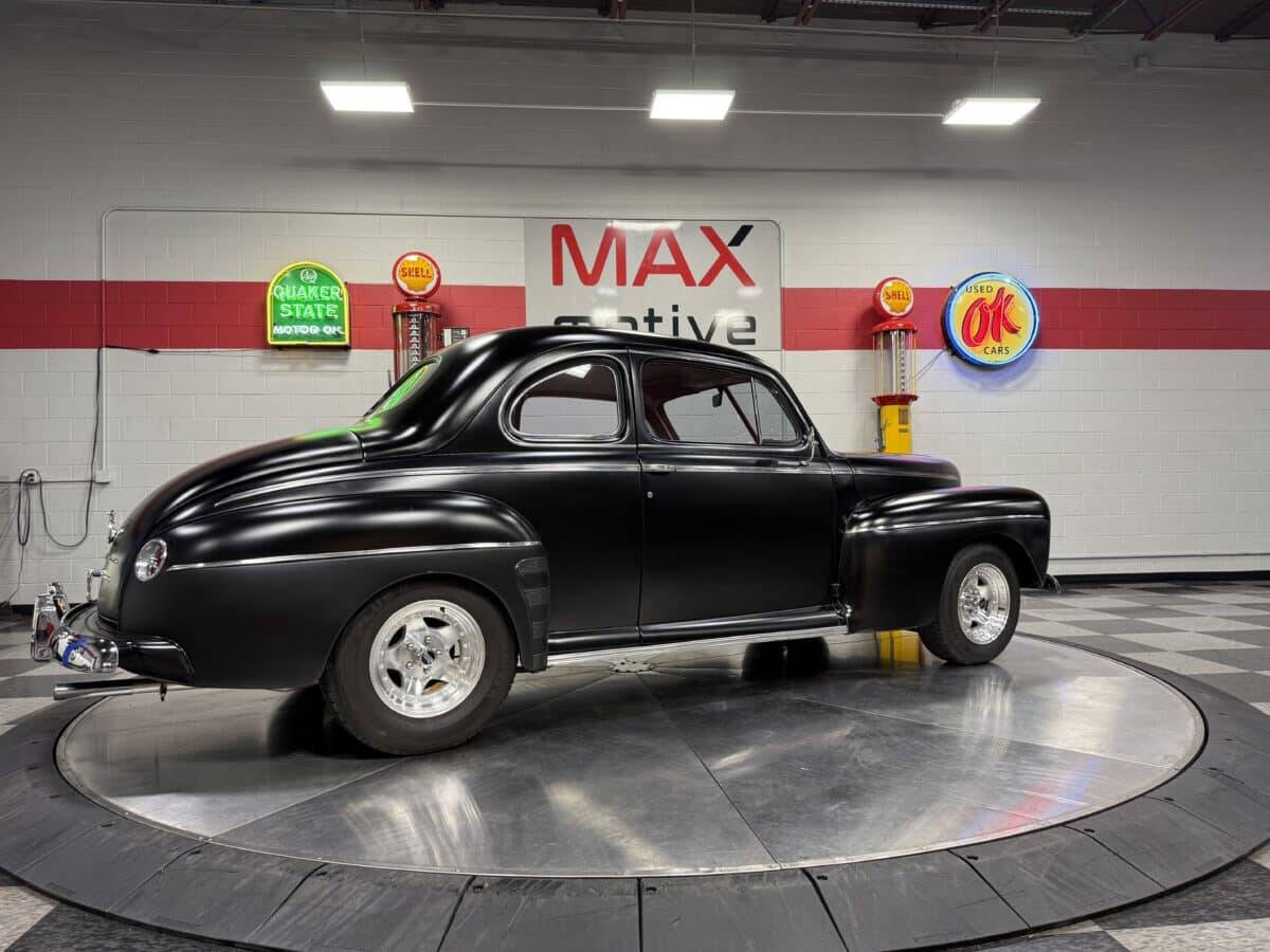 1946 Ford Coupe 14