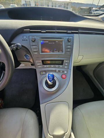 2015 Toyota Prius Two