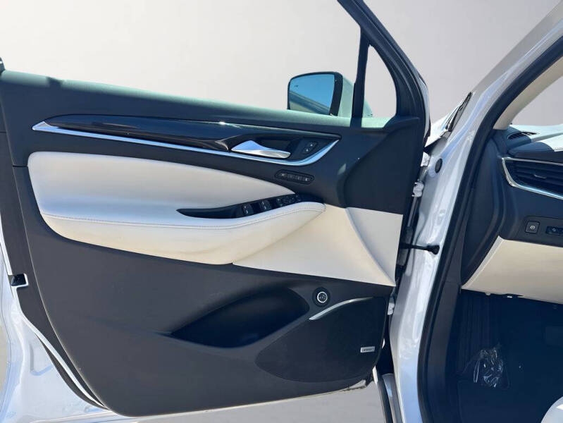 2023 Buick Enclave Premium