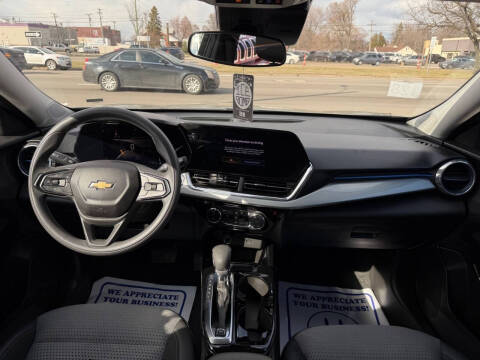 2025 Chevrolet Trax LT