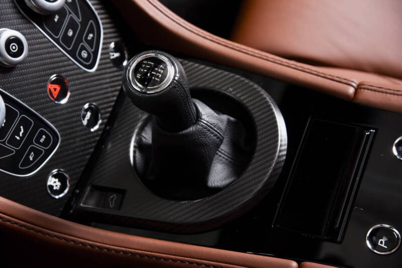 2017 Aston Martin V12 Vantage S Roadster