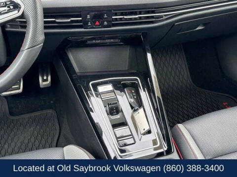 2024 Volkswagen Golf GTI SE