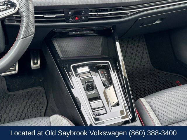 2024 Volkswagen Golf GTI SE