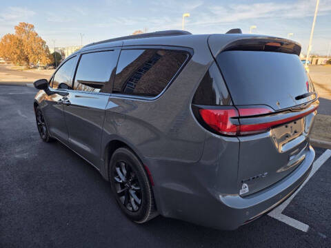 2021 Chrysler Pacifica Touring