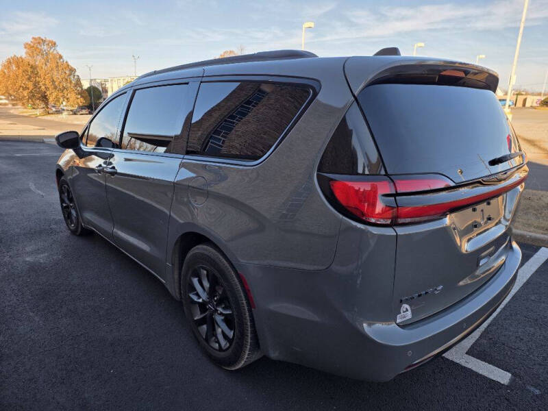 2021 Chrysler Pacifica Touring