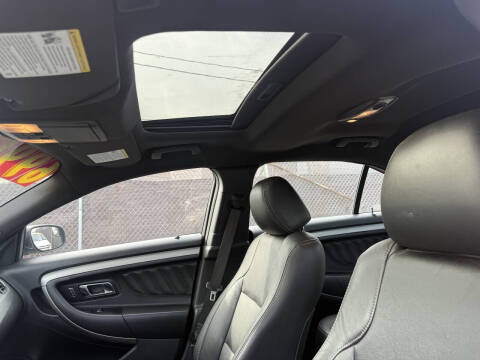 2015 Ford Taurus SEL