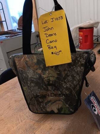 Mossy Oak John Deere Camo Bag