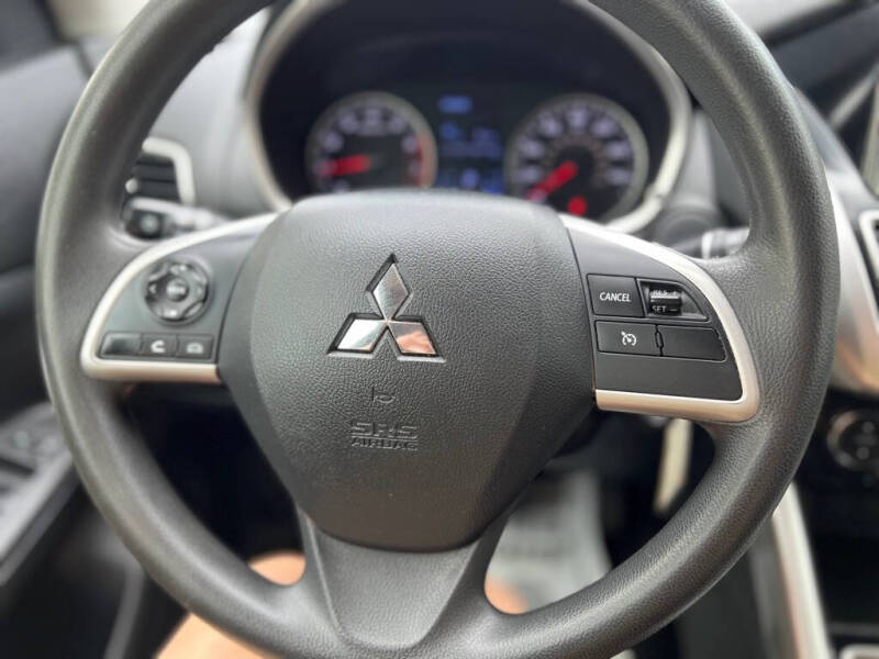 2020 Mitsubishi Eclipse Cross ES