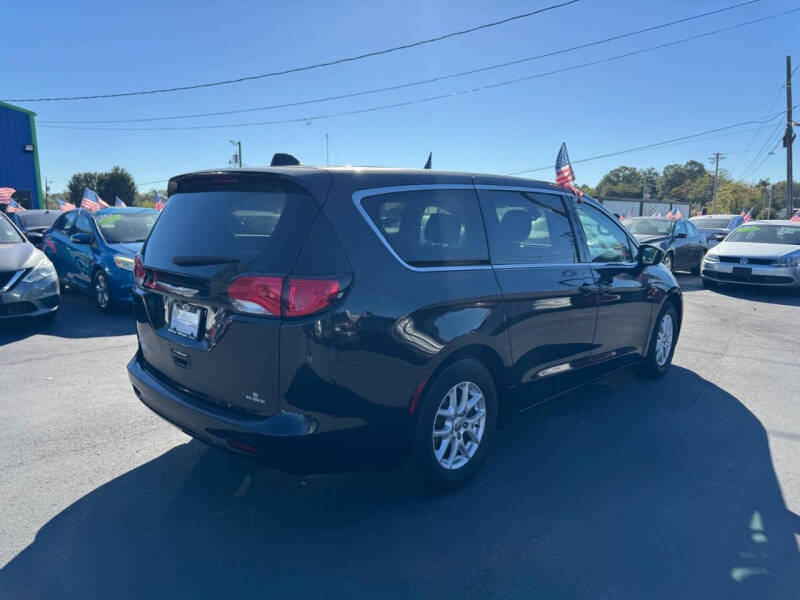 2017 Chrysler Pacifica Touring