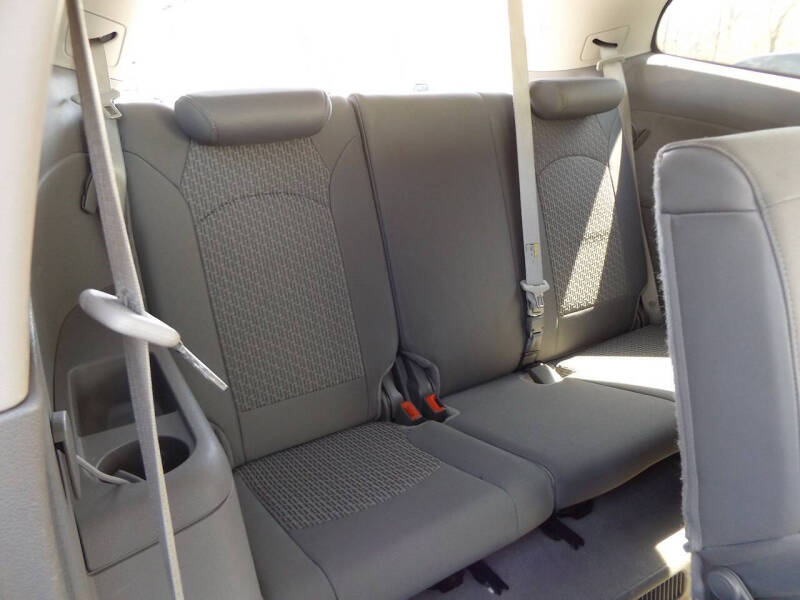 2012 Chevrolet Traverse LS